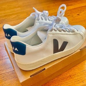 Womens US 9/ EURO 40 Urca Vegan Indigo/Khaki Sneakers